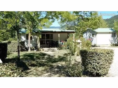 vends chalet dans camping