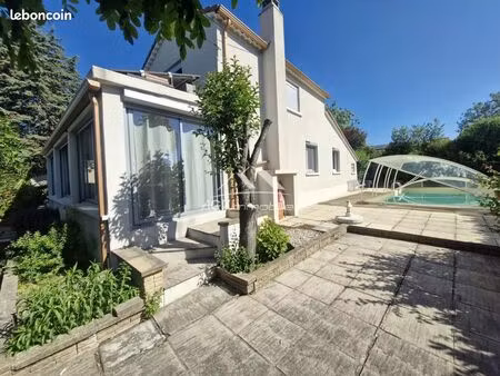 maison 5 pièces 124 m²