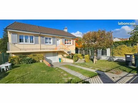 maison 8 pièces 128 m²