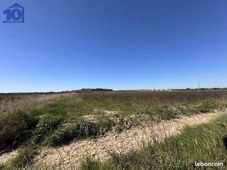 terrain 18585 m² serignan