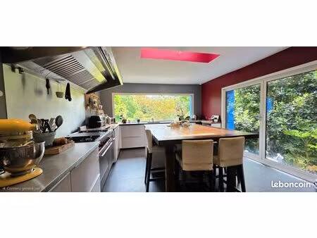 maison 6 pièces 142 m²