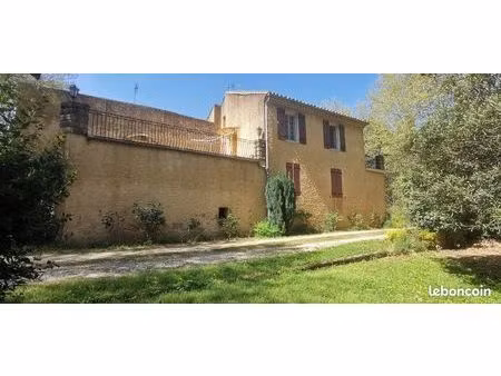propriété 7 pièces 124 m²