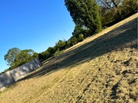 terrain 2288m2