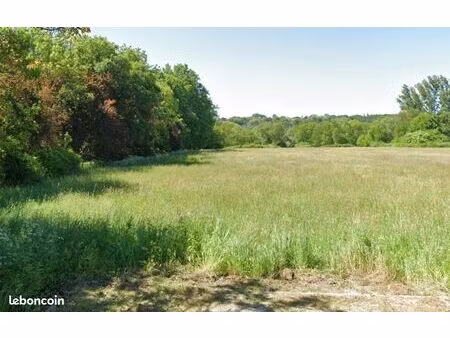 terrain 1 200 m² rauzan