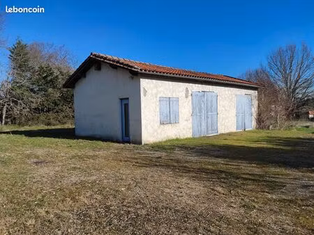 loft/atelier/surface 1 pièce 75 m²