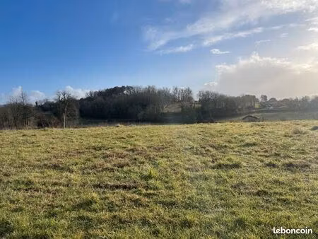 terrain 2 140 m² saint ciers de canesse