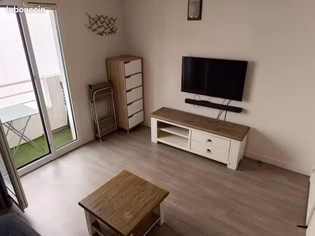 studio dans hôtel
