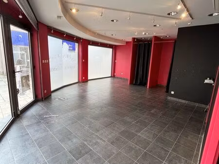 bourgoin centre local commercial divisible