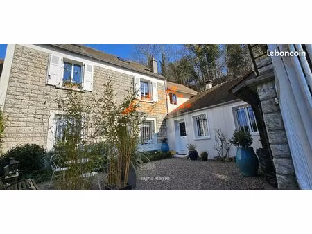 maison de ville 8 pièces 149 m²