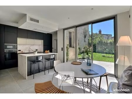 maison 8 pièces 164 m²