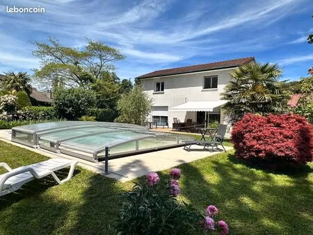 maison 7 pièces 152 m²