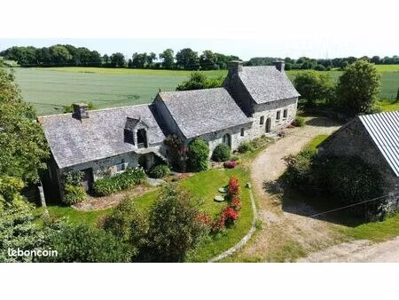 longère 8 pièces 250 m²