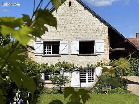 propriété 10 pièces 235 m²