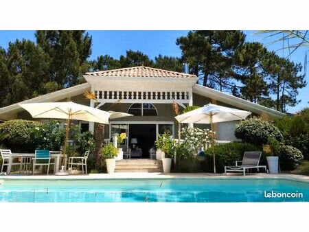 lacanau océan  villa d'exception  3 suites parentales  entre golf et plage  piscine chauff