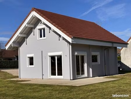 à louer - maison bois neuve avec jardin - environnement calme