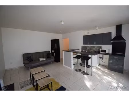 studio de 34 m² meublé dans résidence sécurisée