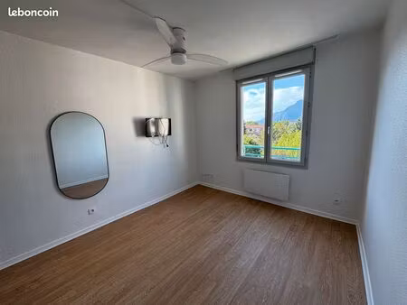 studio meublé entièrement rénové – vue dégagée sur le néron – fontaine
