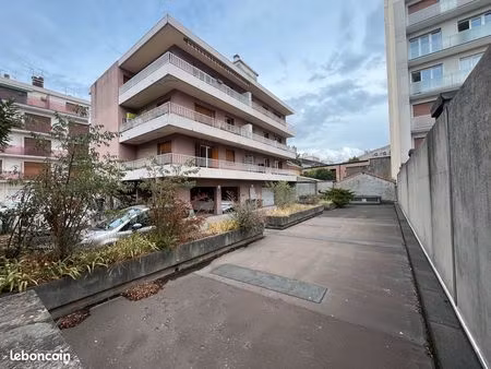 grenoble eaux claires studio 24m2