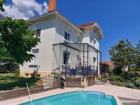 maison 7 pièces 129 m²