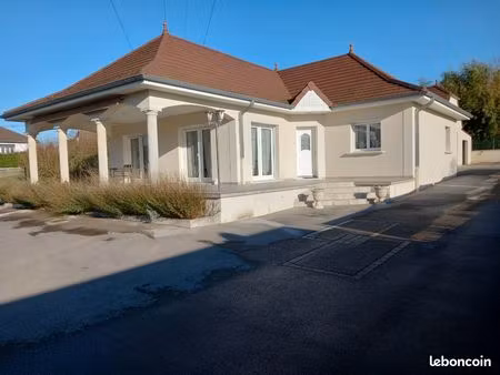 villa sur damparis