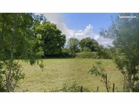 terrain 1 200 m² moulon