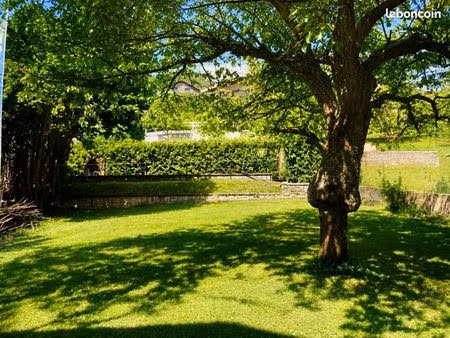 terrain 300 m² ruy
