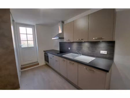 location appartement  m² t-3 à blesmes  705 €