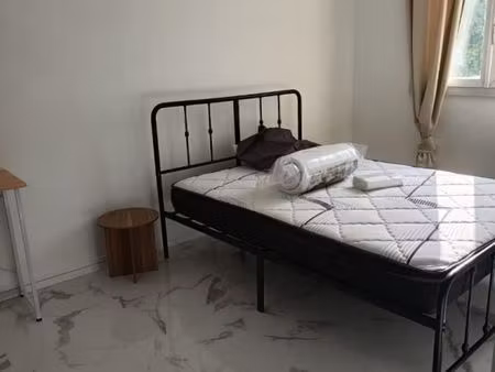 chambre 1 pièce 11 m²