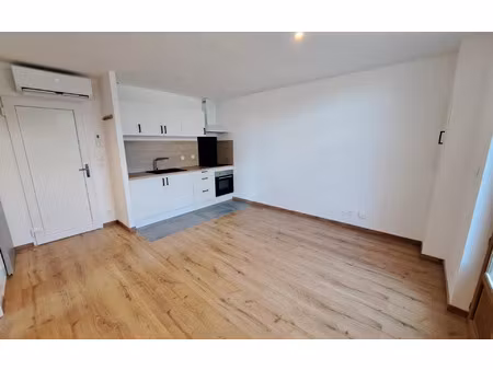 location appartement  m² t-2 à montech  520 €