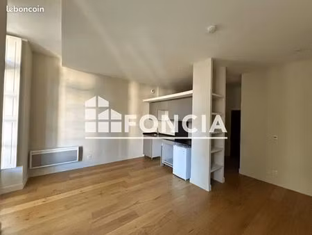 studio 1 pièce 38 m²