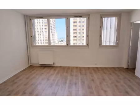 location appartement  38 m² t-1 à paris 19  1 162 €