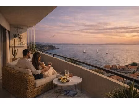 voiliers à l’horizon — appartement avec vue mer et grand balcon à port-vendres