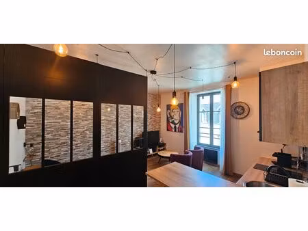 studio cosy meublé 27 m² – centre quimper – étudiant uniquement – 580 cc