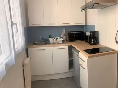 studio meublé 26m2 - hyper-centre quimper - 620/mois