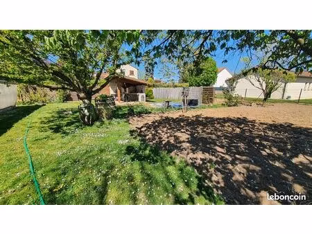 terrain 747 m² villemoirieu