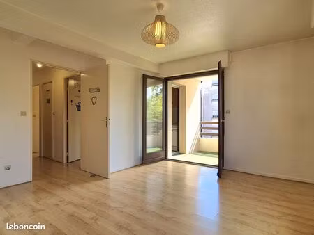 appartement 3 pièces 46 m²