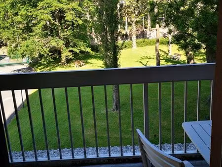 app 37m2 + 8m2 terrasse 520 (cc chauf  eau  gaz)