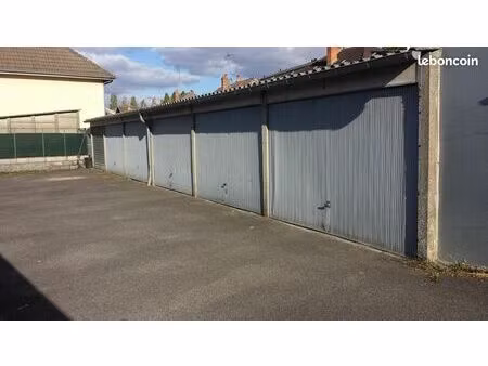 garage 15m² gien proche centre-ville
