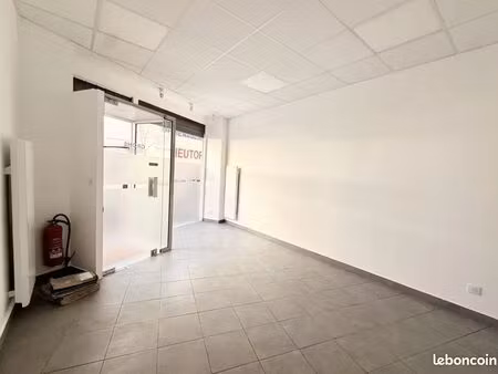 inconnu 520 m² la ricamarie