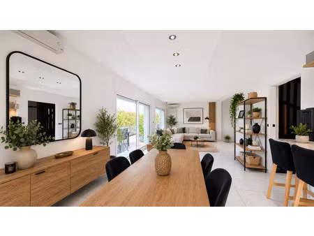 maison 9 pièces - 215 m²