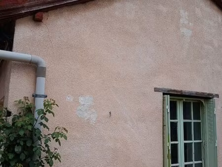fermette dans hameau