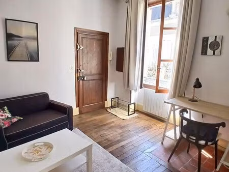2 pièces 28 m² meublé centre ancien