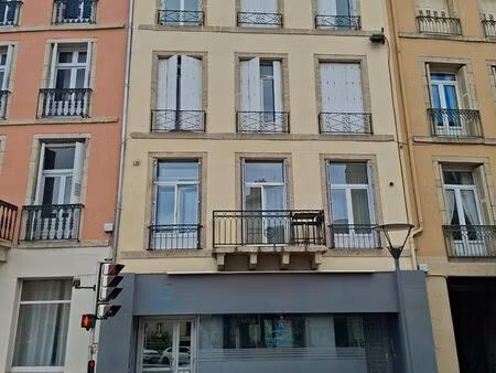 studio t1 placement ideal