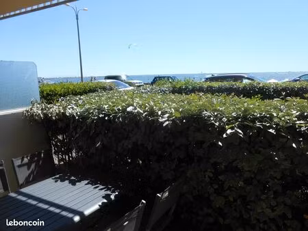 studio étudiant face et vue mer bail 9 mois