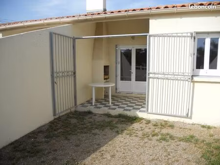 frontignan maison bord de mer