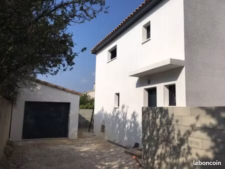 maison 3 chambres 220m²