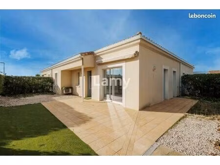 villa 3 pièces 60 m²