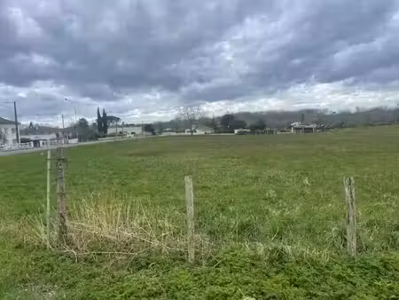 vente terrain 600 m² à saint-christoly-de-blaye (33920)  28 000 €