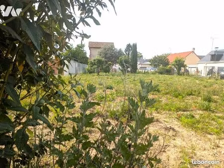terrain 458 m² sorigny