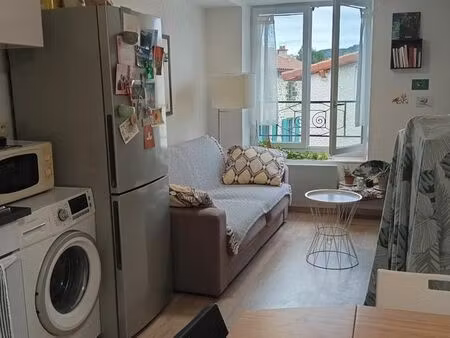 t3 meublé duplex 45 m² rénové – 2 chambres – le puy hôpital / espaly